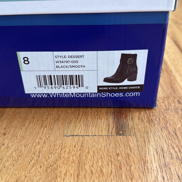 White Mountain Dessert Black Heeled Boots with Buckle & Zipper Detail, Size 8 - Picture 2 of 7